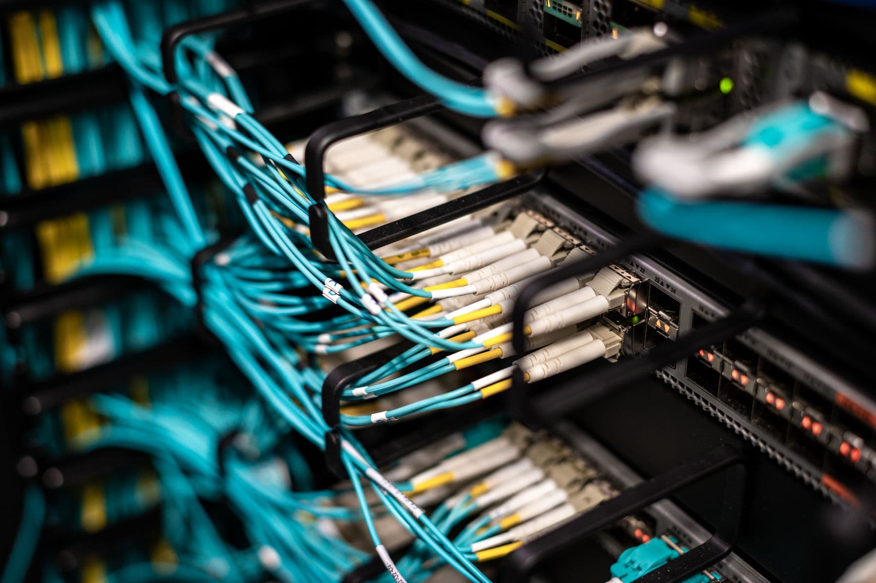 Structured network cabling inside a server rack